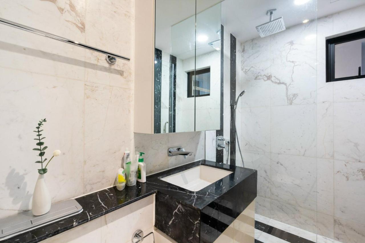Luxury D1Mension In District 1 Freepoolsaunagym Ho Chi Minh Zewnętrze zdjęcie